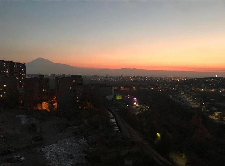 Евродвушка В Glendale Hills В Центре,С Видом На Арарат Erevan Esterno foto